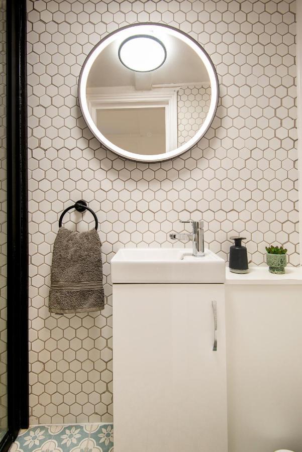 Central One-Bedroom, 99 Steps To The Sea Brighton ภายนอก รูปภาพ